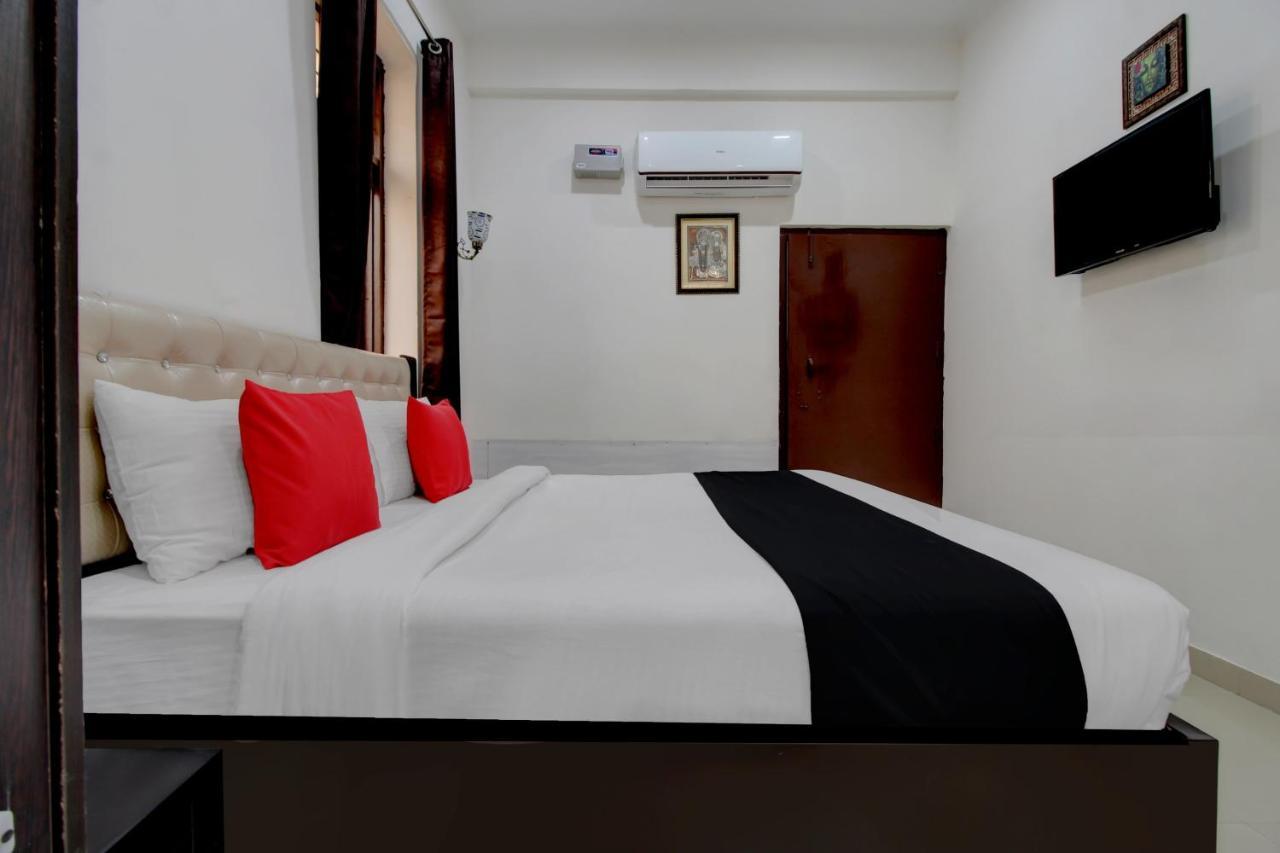 Elegance Resort Mathura Exterior photo