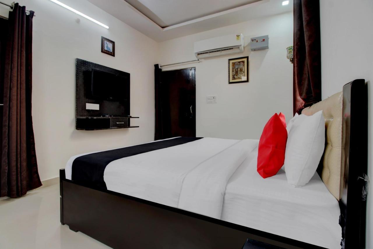 Elegance Resort Mathura Exterior photo